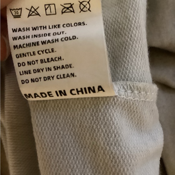 Aztec Sweatshirt - Picture 4 of 4